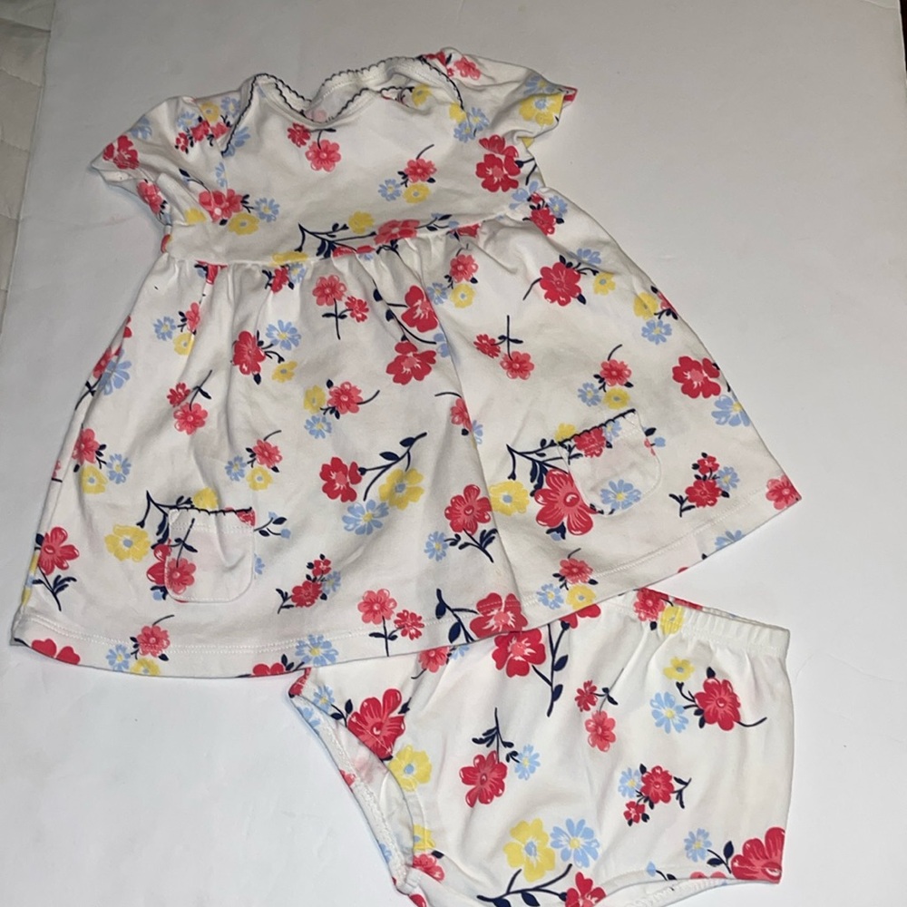Little me Dress and bloomer set daisy flower print 12 months
